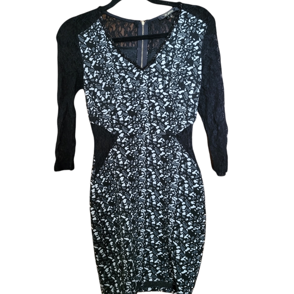 Vintage Katia beautiful bodycon dress.